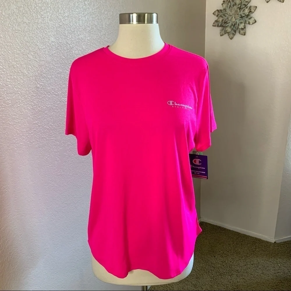 Champion NWT Sport Lightweight Vivid Fuchsia Tee